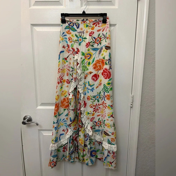 All Things Mochi Clara Skirt Maxi White Floral Silk Ruffle Lace XS - Picture 4 of 8
